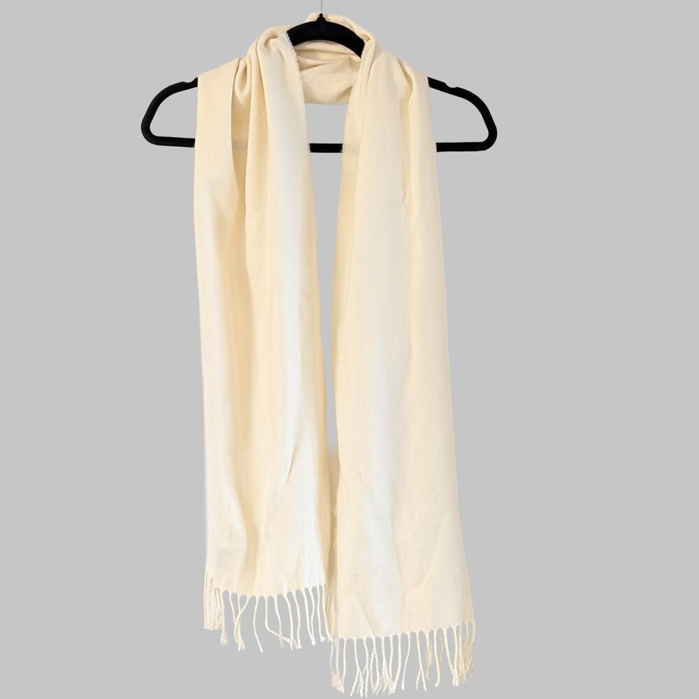 100% Cashmere Scarf Ivory Cream Made in Scotland Fringe Luxury Winter 32x12